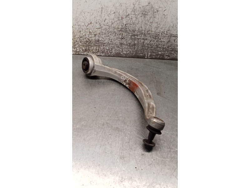 Recambio de brazo suspension inferior delantero derecho para audi a4 ber. (b8) s line sportpaket / plus referencia OEM IAM 8K040
