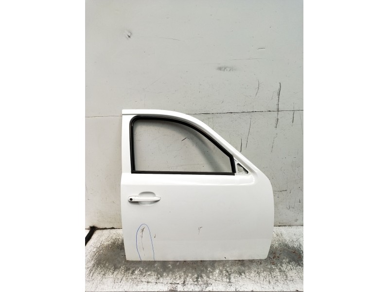 Recambio de puerta delantera derecha para tata xenon 2.2 dci referencia OEM IAM  2P 2008