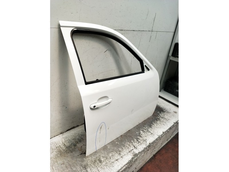 Recambio de puerta delantera derecha para tata xenon 2.2 dci referencia OEM IAM  2P 2008