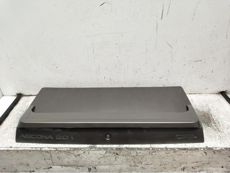 Recambio de tapa maletero para opel ascona c (j82) 2.0 i cat (f11, m11, f68, m68) referencia OEM IAM  4P 1986