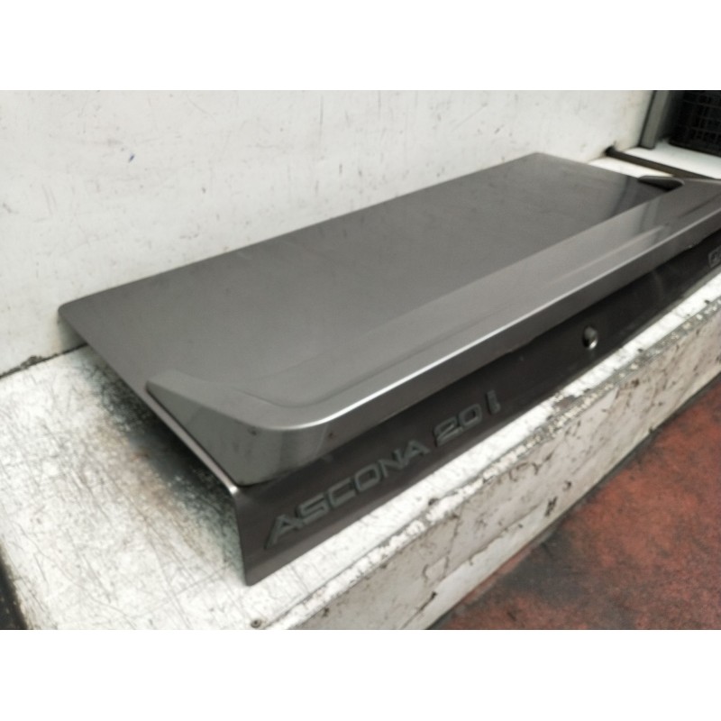 Recambio de tapa maletero para opel ascona c (j82) 2.0 i cat (f11, m11, f68, m68) referencia OEM IAM  4P 1986