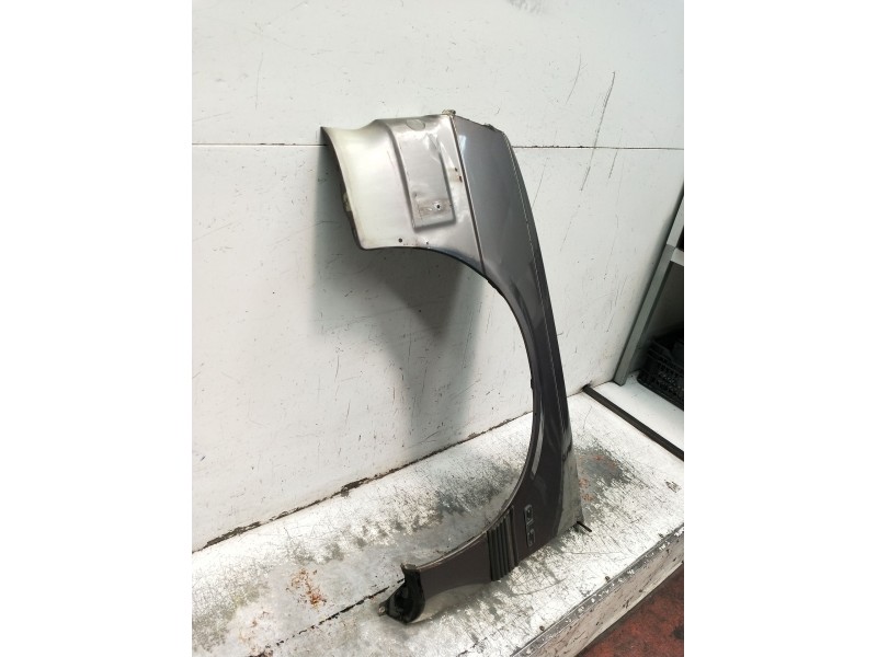 Recambio de aleta delantera izquierda para opel ascona c (j82) 2.0 i cat (f11, m11, f68, m68) referencia OEM IAM   1986