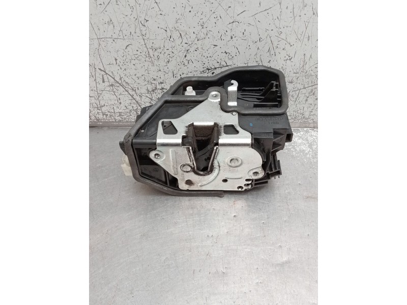 Recambio de motor cierre centralizado delantero izquierdo para bmw x1 (e84) sdrive 18 d referencia OEM IAM 7229461 A053702 