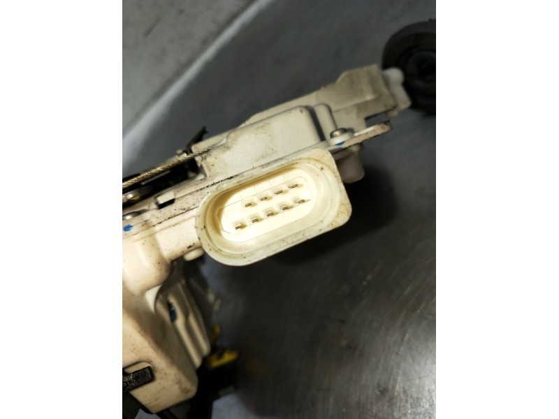 Recambio de motor cierre centralizado delantero izquierdo para audi a6 c6 (4f2) 3.2 fsi quattro referencia OEM IAM  4P 2004