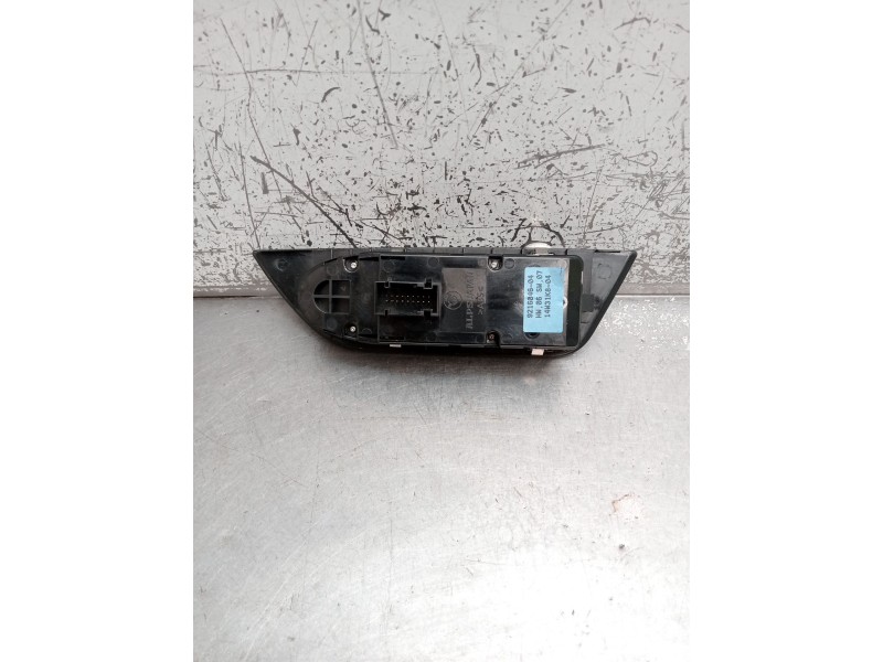 Recambio de mando elevalunas delantero izquierdo para bmw x1 (e84) sdrive 18 d referencia OEM IAM 921604604 5P 14W31K804 