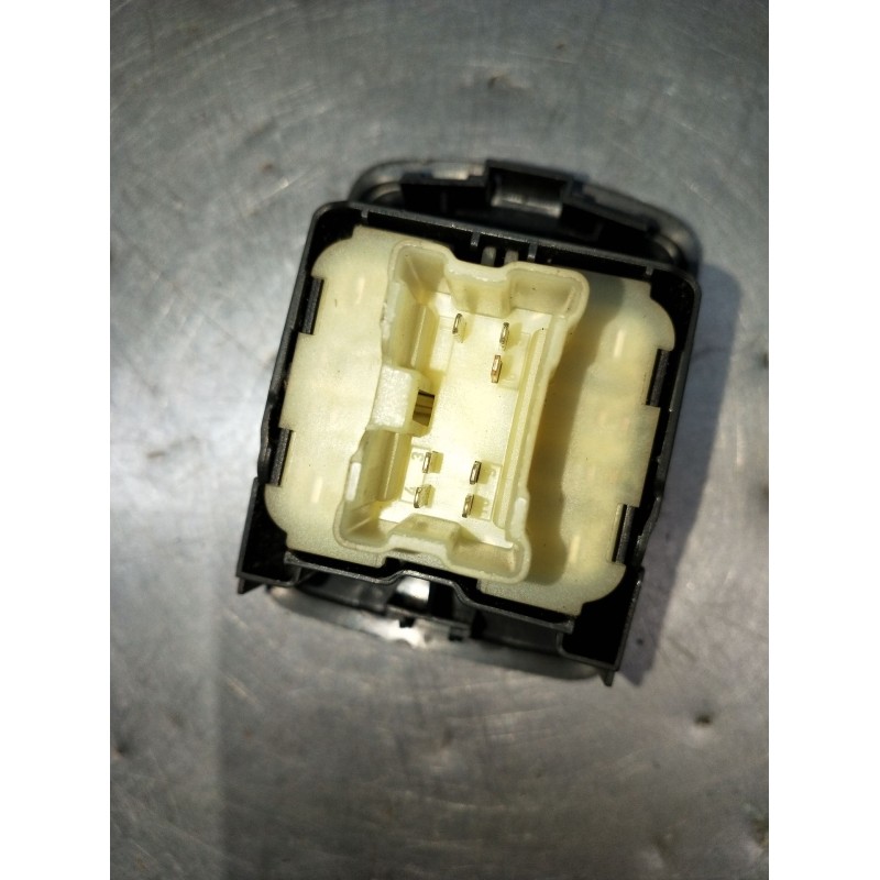Recambio de mando elevalunas delantero izquierdo para dacia dokker furgoneta/monovolumen 1.5 dci (feaj) referencia OEM IAM 25411