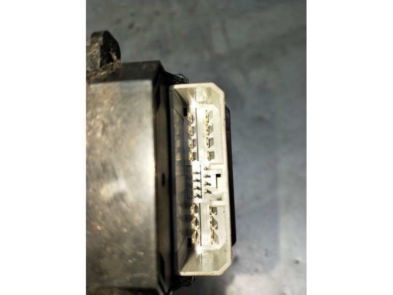 Recambio de mando elevalunas delantero izquierdo para honda civic viii hatchback (fn, fk) 2.2 ctdi (fk3) referencia OEM IAM 8354