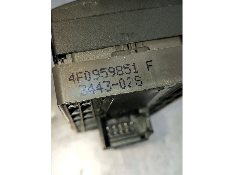 Recambio de mando elevalunas delantero izquierdo para audi a6 c6 (4f2) 3.2 fsi quattro referencia OEM IAM 4F0959851 5P 2004