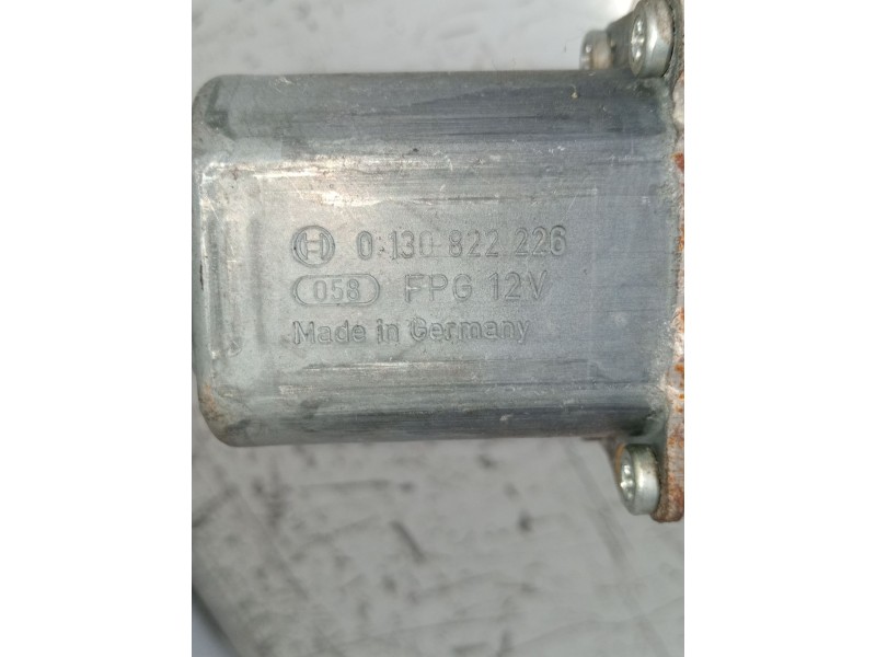 Recambio de elevalunas delantero izquierdo para bmw x1 (e84) sdrive 18 d referencia OEM IAM 0130822226 5P. 6927027 996624104 