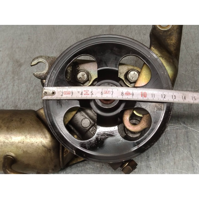 Recambio de bomba direccion para toyota yaris (ncp1/nlp1/scp1) 1.4 d-4d linea luna referencia OEM IAM   