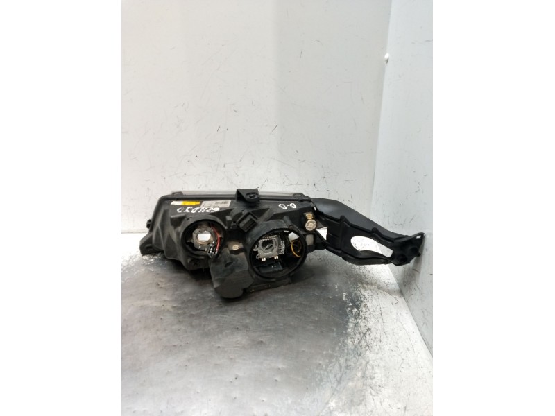 Recambio de faro derecho para saab 9-5 station wagon (ys3e) 2.2 tid referencia OEM IAM 89008307 5496351 XENON 