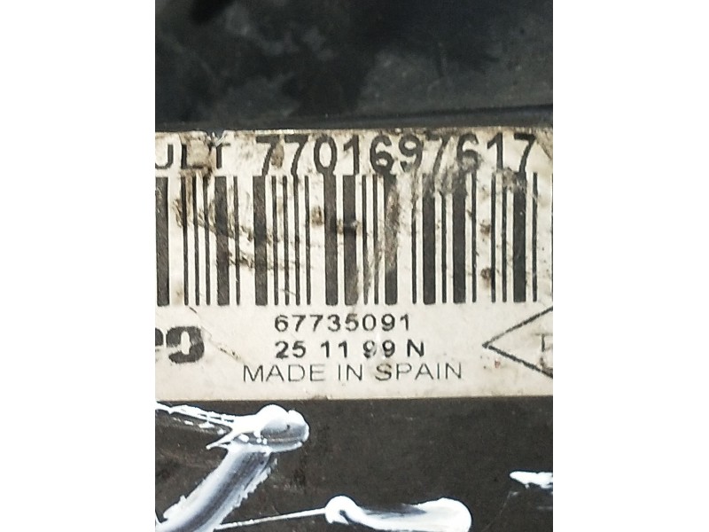 Recambio de faro izquierdo para renault clio ii (bb_, cb_) 1.9 d (b/cb0e, bb0j) referencia OEM IAM 67735091  