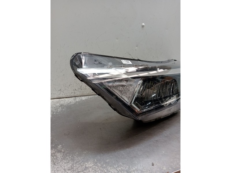 Recambio de faro izquierdo para hyundai i20 iii (bc3, bi3) 1.0 t-gdi referencia OEM IAM 35907 35908 OJO VER FOTOS 