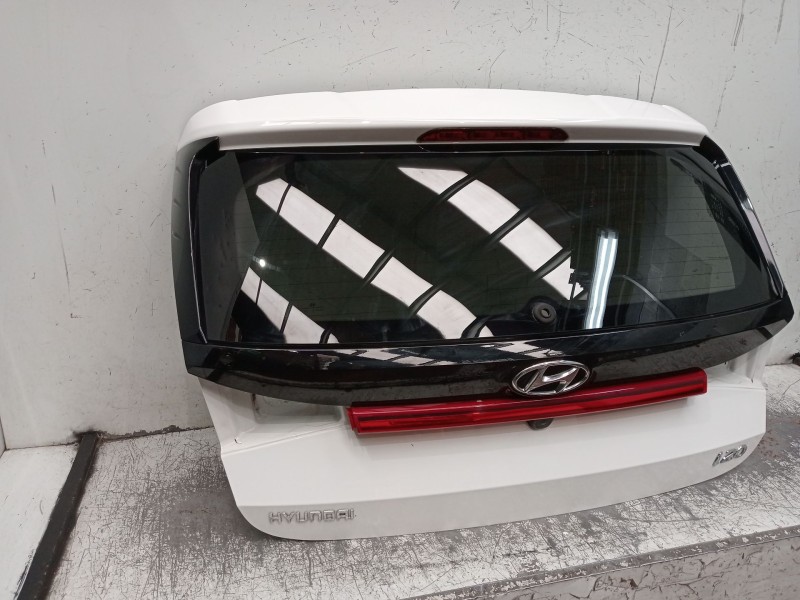Recambio de porton trasero para hyundai i20 iii (bc3, bi3) 1.0 t-gdi referencia OEM IAM   