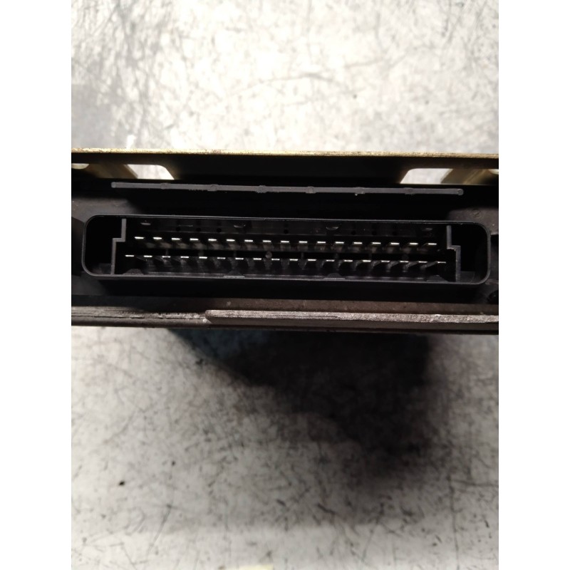 Recambio de centralita motor uce para peugeot 306 berlina 3/5 puertas (s1) xt referencia OEM IAM IAW8P10 9621213880 16238014