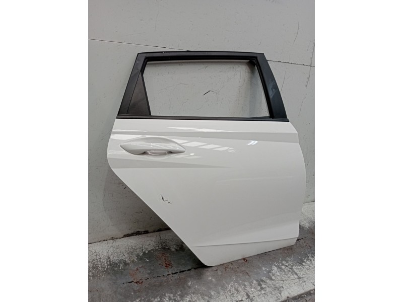 Recambio de puerta trasera derecha para hyundai i20 iii (bc3, bi3) 1.0 t-gdi referencia OEM IAM  5P 