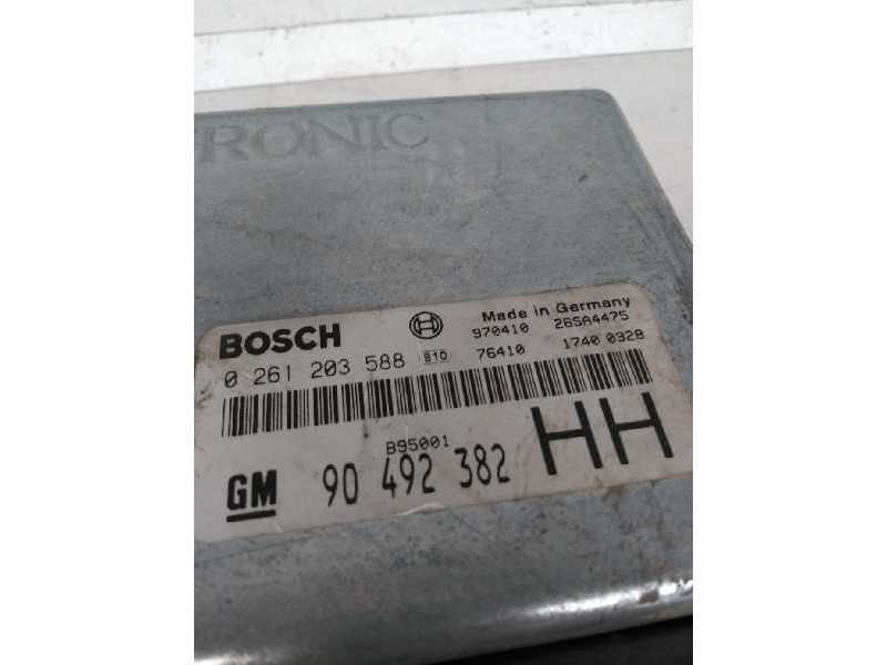Recambio de centralita motor uce para opel omega b 2.5 v6 cat (l80) referencia OEM IAM 0261203588 90492382 HH