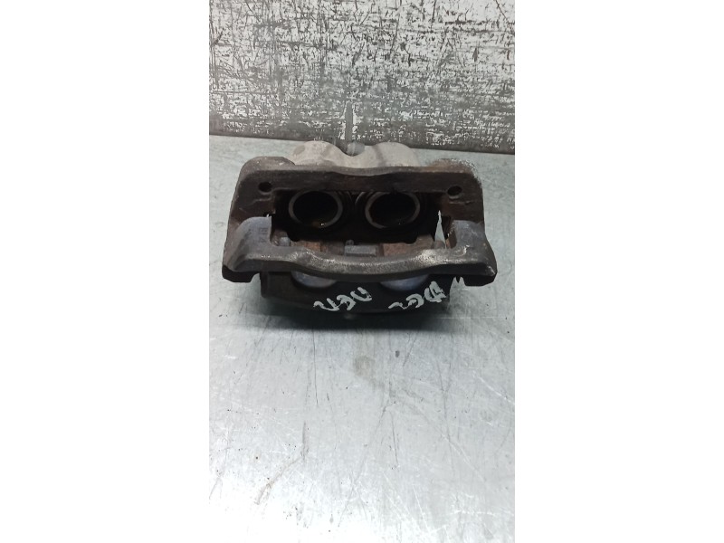 Recambio de pinza freno delantera derecha para tata xenon 2.2 dci referencia OEM IAM  GIRLING 08