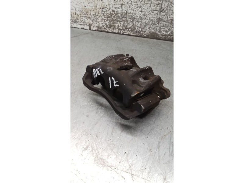 Recambio de pinza freno delantera izquierda para tata xenon 2.2 dci referencia OEM IAM  GIRLING 08