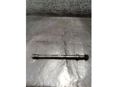 Recambio de puente trasero para honda st st 1100 pan european (sc26) referencia OEM IAM   EJE TRASERO