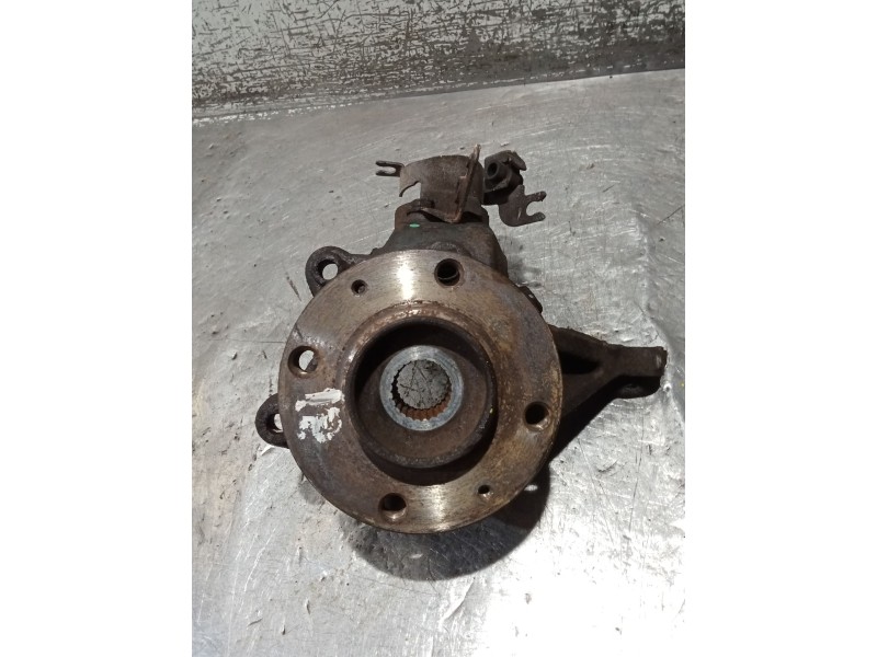 Recambio de mangueta delantera izquierda para peugeot 306 hatchback (7a, 7c, n3, n5) 1.9 d referencia OEM IAM   