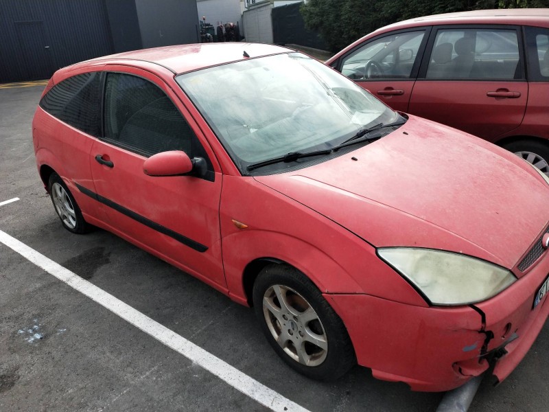 ford focus berlina (cak) del año 2003