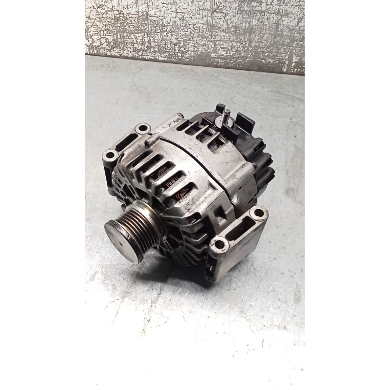 Recambio de alternador para mercedes-benz clase e (w212) e 220 cdi / bluetec (212.001, 212.002) referencia OEM IAM A0131546802  