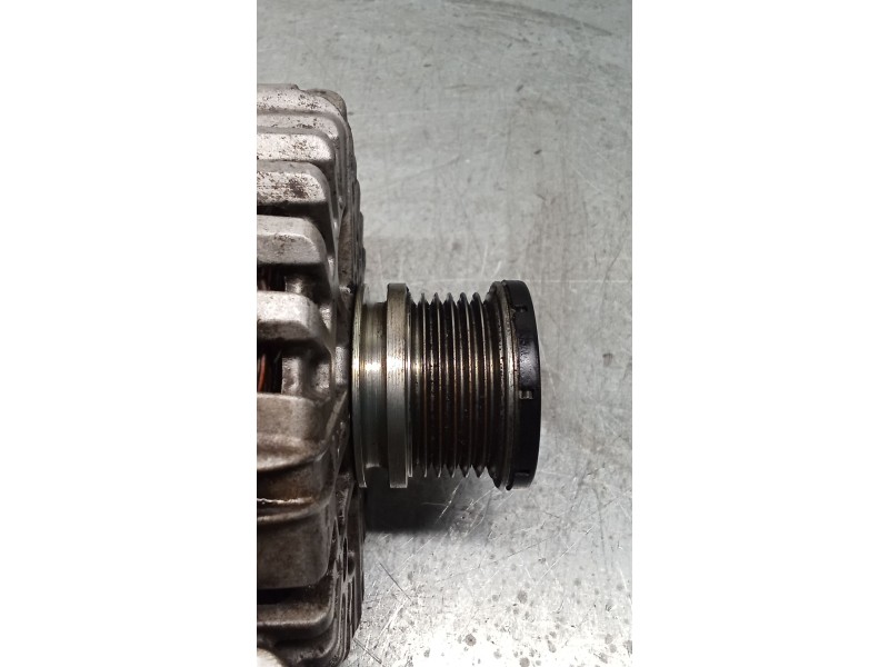 Recambio de alternador para mercedes-benz clase e (w212) e 220 cdi / bluetec (212.001, 212.002) referencia OEM IAM A0131546802  