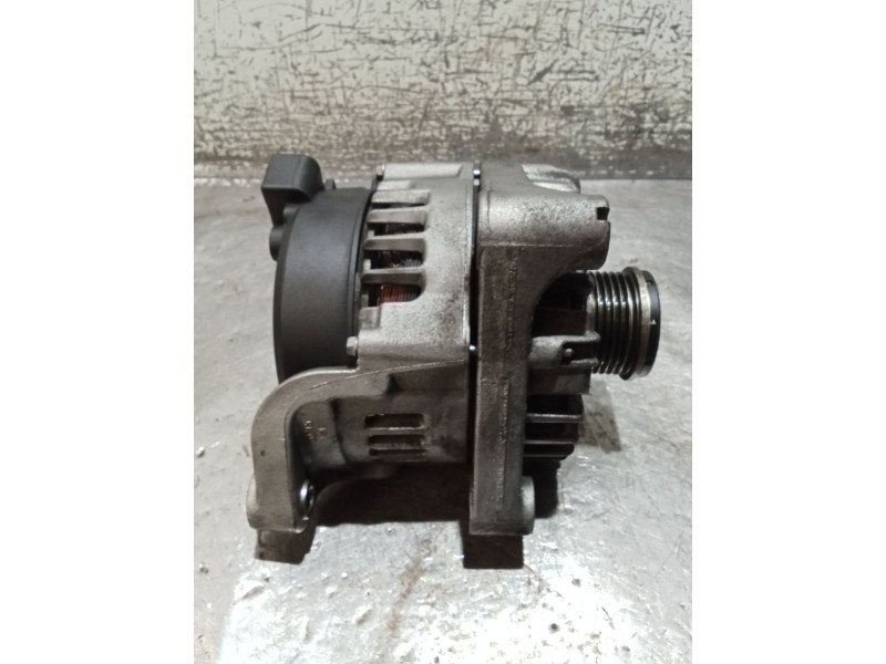 Recambio de alternador para bmw 3 (e90) 318 d referencia OEM IAM 8507624 2608669D 08