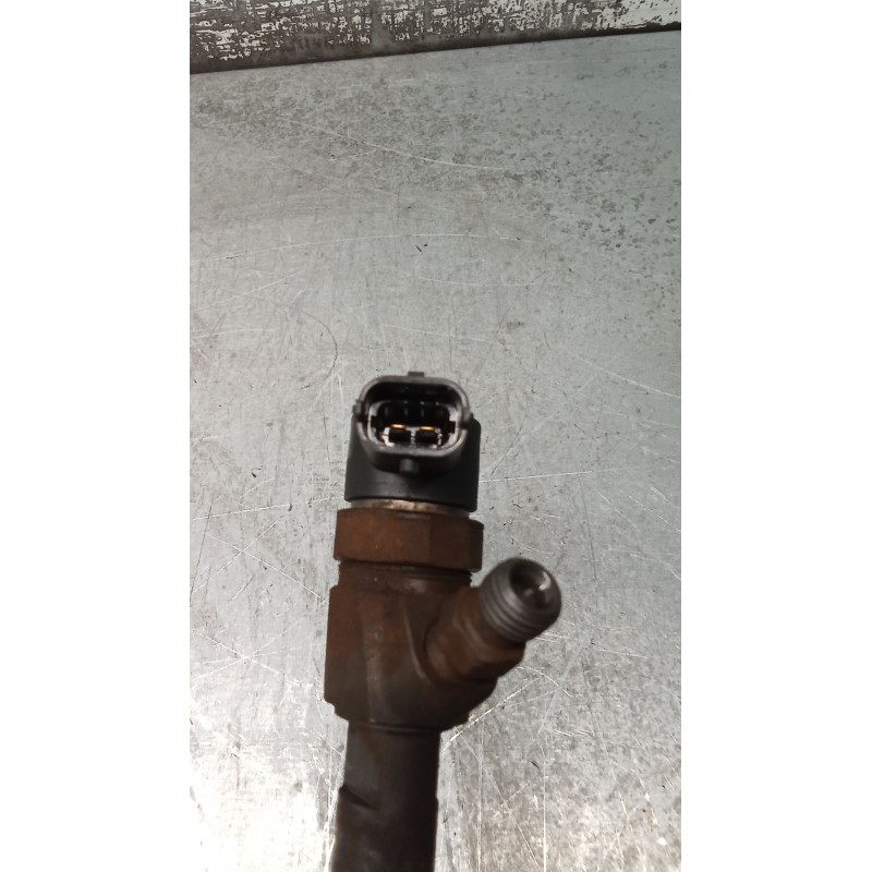 Recambio de inyector para saab 9-3 station wagon (e50) 1.9 tid referencia OEM IAM 0445110243  BOSCH
