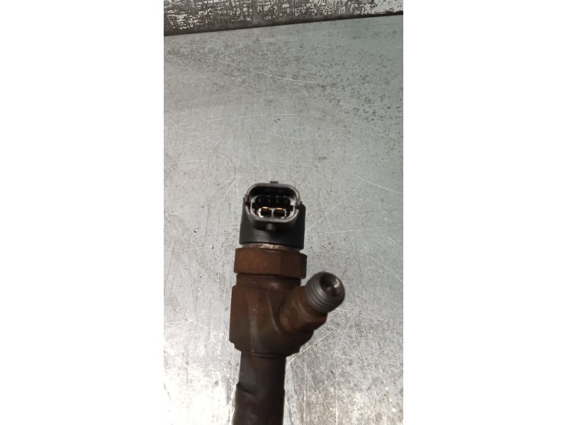 Recambio de inyector para saab 9-3 station wagon (e50) 1.9 tid referencia OEM IAM 0445110243  BOSCH