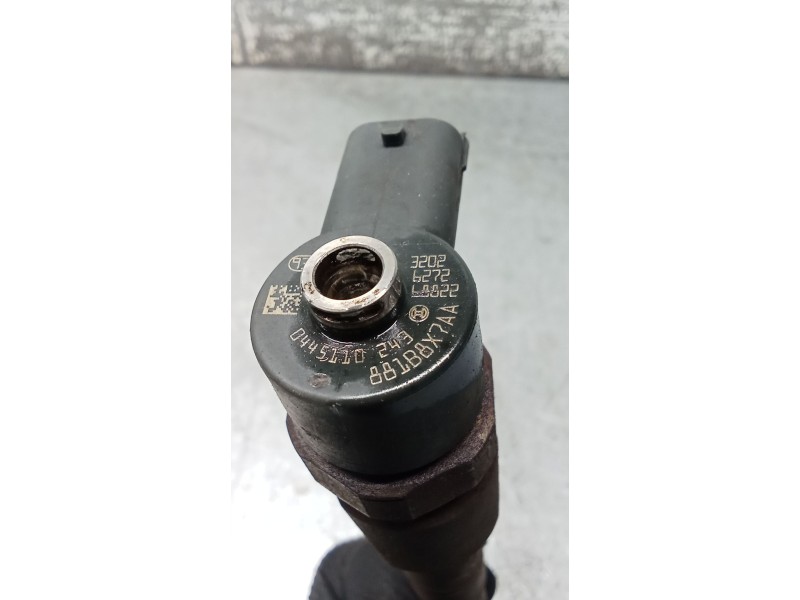 Recambio de inyector para saab 9-3 station wagon (e50) 1.9 tid referencia OEM IAM 0445110243  BOSCH