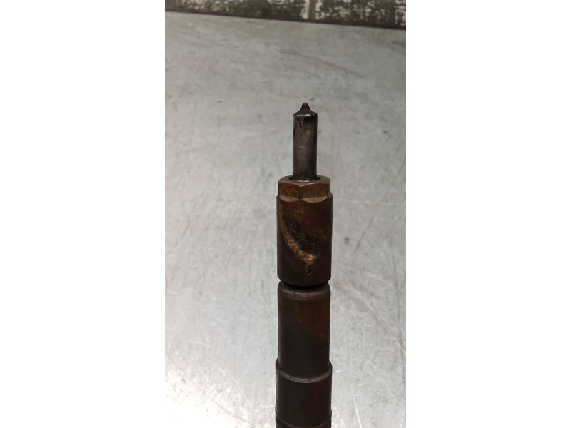 Recambio de inyector para saab 9-3 station wagon (e50) 1.9 tid referencia OEM IAM 0445110243  BOSCH