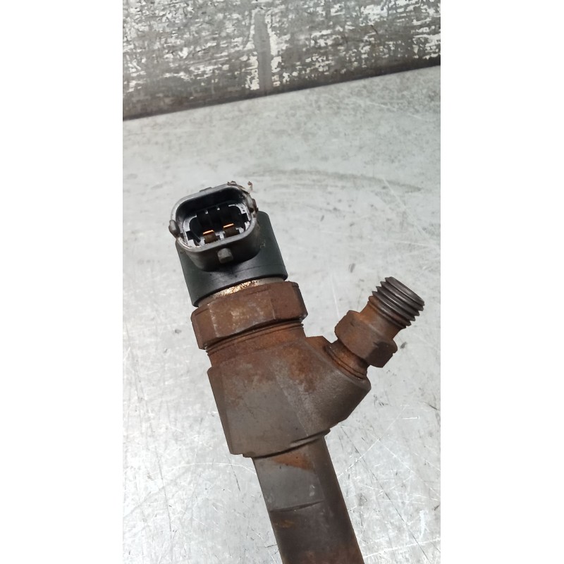 Recambio de inyector para saab 9-3 station wagon (e50) 1.9 tid referencia OEM IAM 0445110243  BOSCH