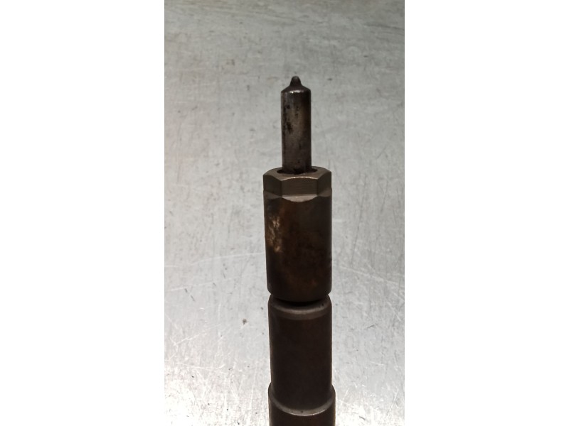 Recambio de inyector para saab 9-3 station wagon (e50) 1.9 tid referencia OEM IAM 0445110243  BOSCH