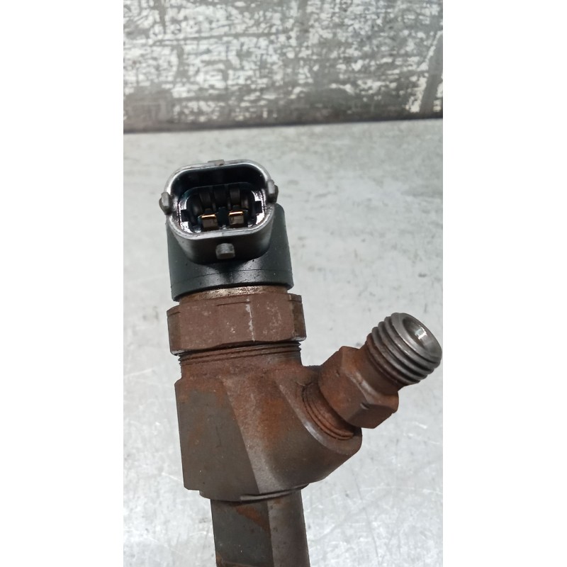 Recambio de inyector para saab 9-3 station wagon (e50) 1.9 tid referencia OEM IAM 0445110243  BOSCH