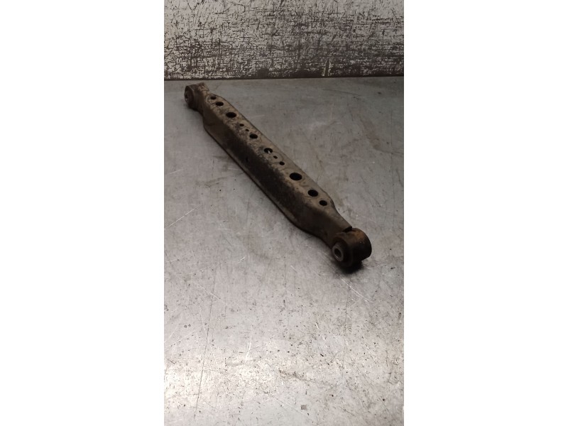 Recambio de brazo suspension inferior trasero izquierdo para renault koleos i (hy_) 2.0 dci (hy0k) referencia OEM IAM   08