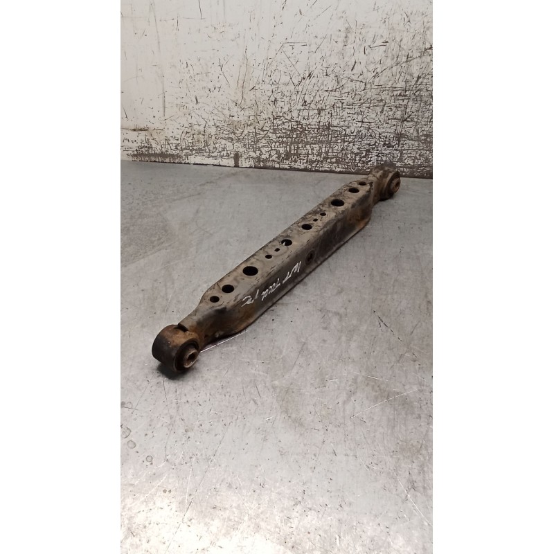 Recambio de brazo suspension inferior trasero izquierdo para renault koleos i (hy_) 2.0 dci (hy0k) referencia OEM IAM   08