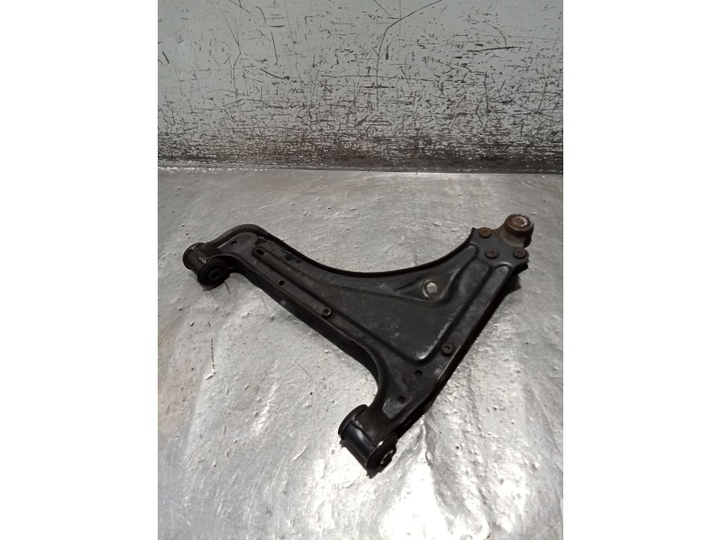 Recambio de brazo suspension inferior delantero derecho para opel ascona c (j82) 2.0 i cat (f11, m11, f68, m68) referencia OEM I