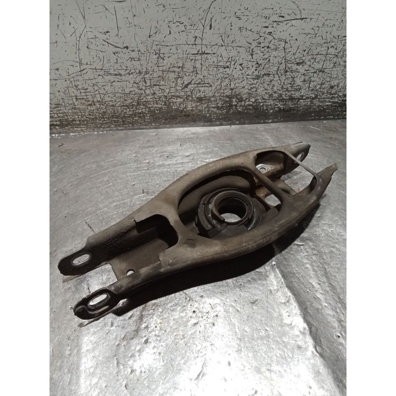Recambio de brazo suspension inferior trasero derecho para bmw 3 (e90) 318 d referencia OEM IAM  08 POSTERIOR