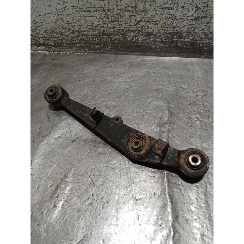 Recambio de brazo suspension inferior trasero derecho para rover 45 i hatchback (rt) 1.6 referencia OEM IAM POSTERIOR  00