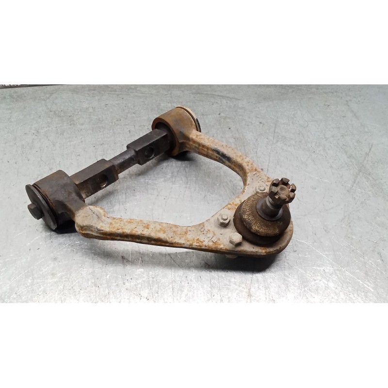 Recambio de brazo suspension superior delantero derecho para tata xenon 2.2 dci referencia OEM IAM   08