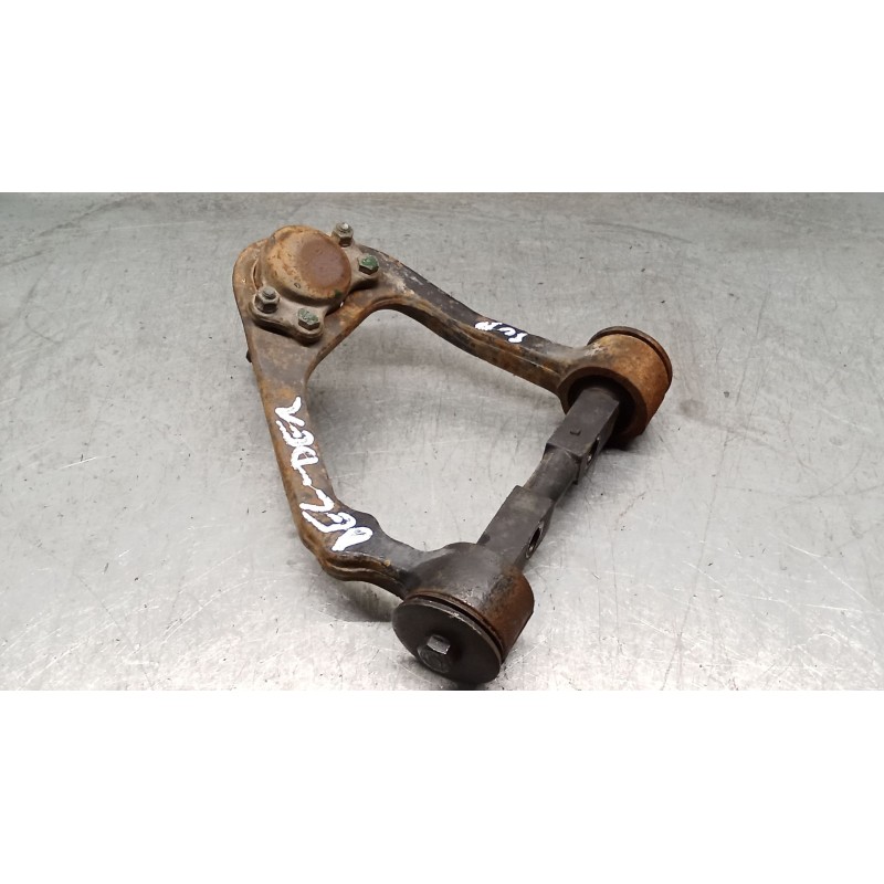 Recambio de brazo suspension superior delantero derecho para tata xenon 2.2 dci referencia OEM IAM   08