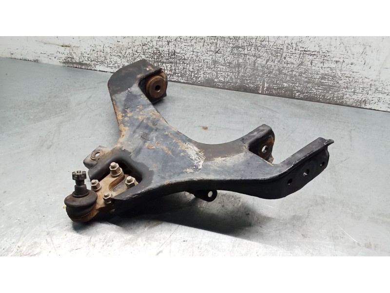 Recambio de brazo suspension inferior delantero derecho para tata xenon 2.2 dci referencia OEM IAM   08