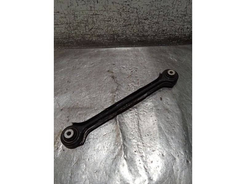 Recambio de brazo suspension superior trasero izquierdo para bmw 3 (e90) 318 d referencia OEM IAM  08 POSTERIOR