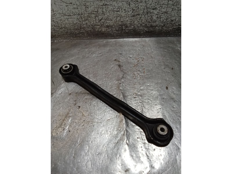 Recambio de brazo suspension superior trasero izquierdo para bmw 3 (e90) 318 d referencia OEM IAM  08 POSTERIOR