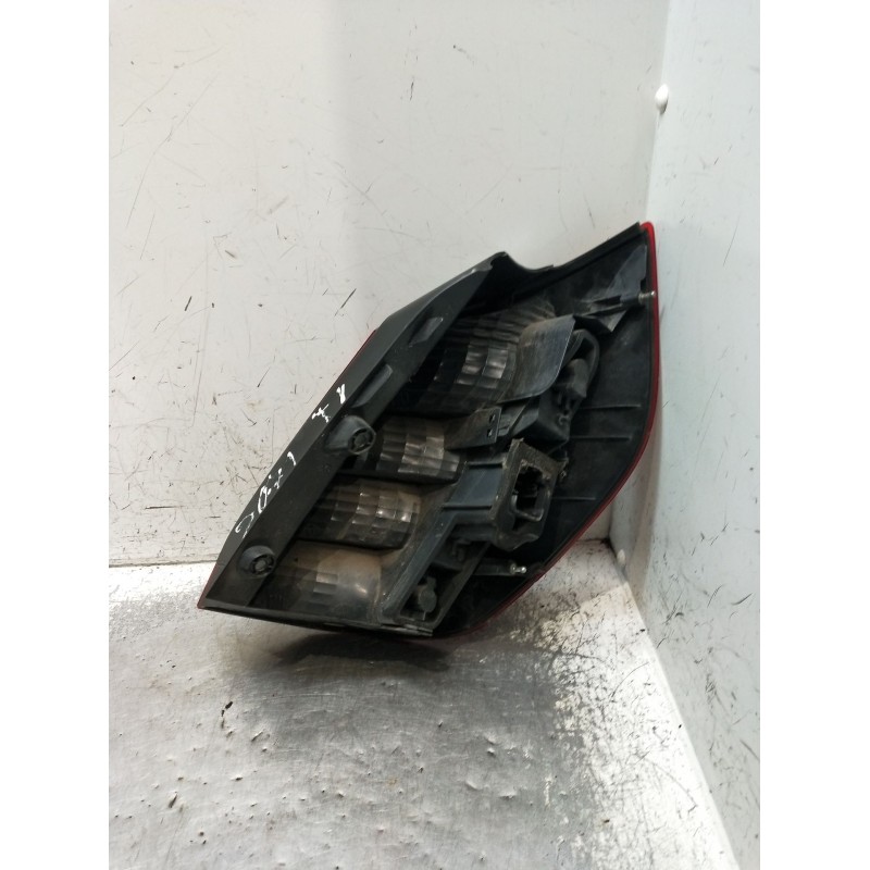 Recambio de piloto trasero izquierdo para renault scénic ii (jm0/1_) 1.5 dci (jm02, jm13) referencia OEM IAM   