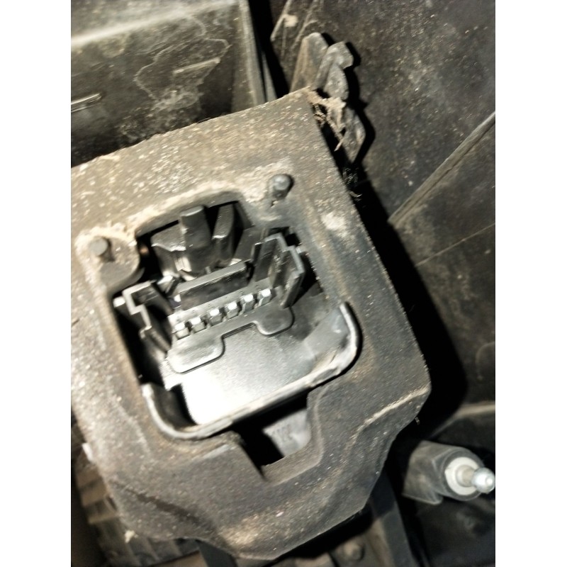 Recambio de piloto trasero izquierdo para renault scénic ii (jm0/1_) 1.5 dci (jm02, jm13) referencia OEM IAM   