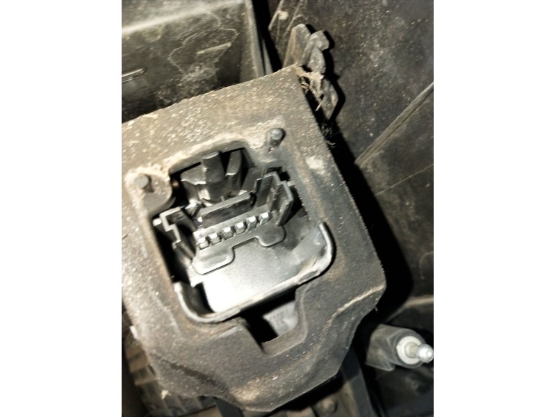 Recambio de piloto trasero izquierdo para renault scénic ii (jm0/1_) 1.5 dci (jm02, jm13) referencia OEM IAM   