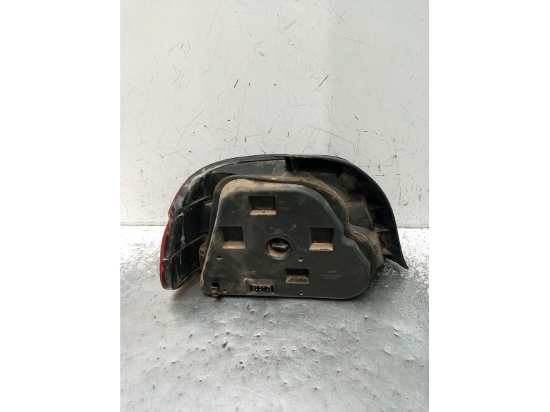 Recambio de piloto trasero derecho para bmw 5 (e39) 525 tds referencia OEM IAM   1995